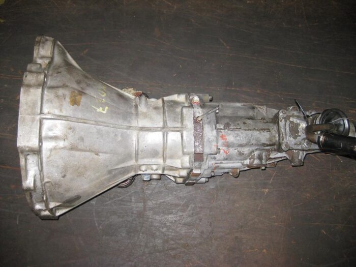 NISSAN TD27 2.7 FLOOR MG