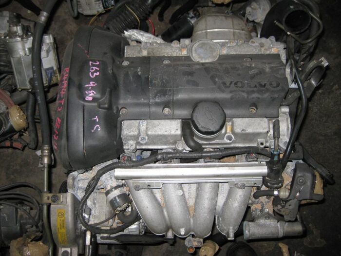 VOLVO B4194T2 1.9 TURBO S40