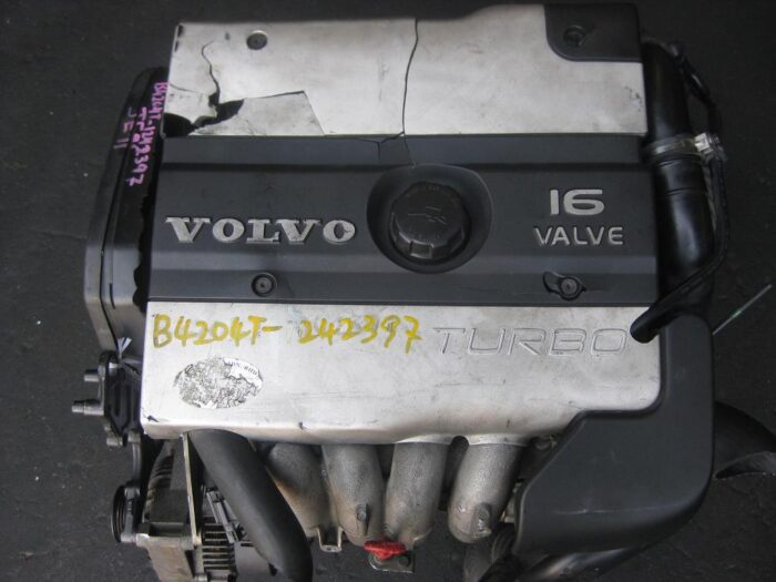 VOLVO B4204T 2.0 TURBO S40